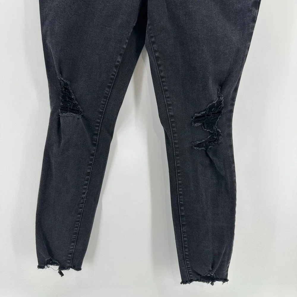 Universal Thread Jeans Womens 6/28R Black Distressed Denim Mid-Rise Skinny